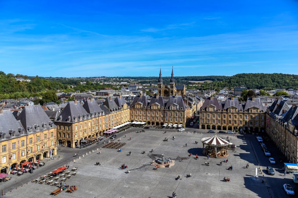 Panorama depuis le beffroi place Ducale à Charleville-Mézières